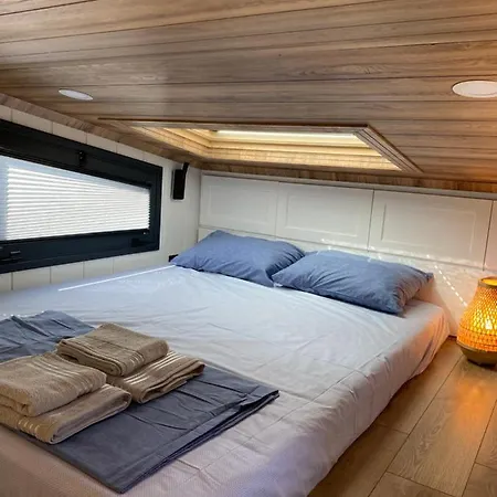 Beach House For 12, With Magnificent View Of Lesvos Ayvacik (Canakkale)