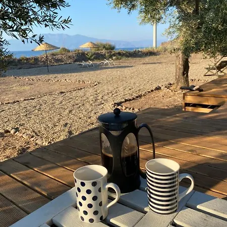 Beach House For 12, With Magnificent View Of Lesvos * Ayvacik (Canakkale)
