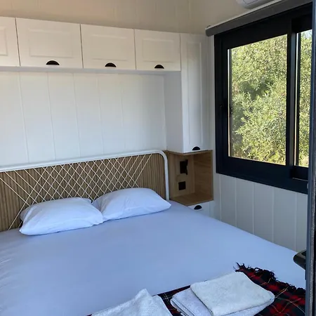 Beach House For 12, With Magnificent View Of Lesvos فندق